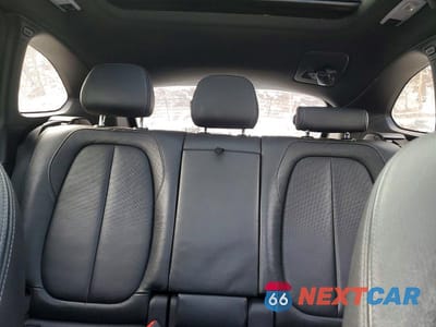 Zdjęcie 10 z 13 samochodu: 2016 BMW X1 XDRIVE28I VIN:WBXHT3Z30G4A49622 - miniatura