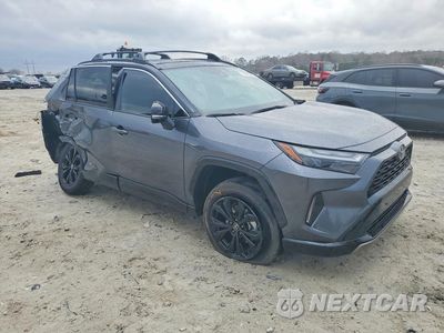 Czwarte zdjęcie samochodu z boku: 2025 TOYOTA RAV4 XSE VIN:JTME6RFV4SD583793 - miniatura