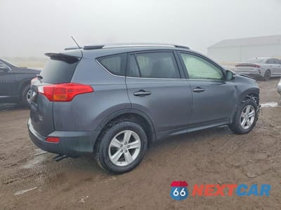 Trzecie zdjęcie samochodu z tyłu: 2013 TOYOTA RAV4 XLE VIN:JTMRFREV2DD003513 - miniatura