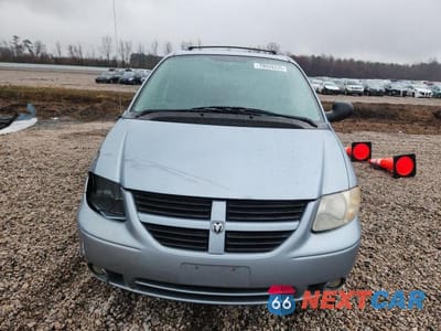 Piąte zdjęcie samochodu w środku: 2006 DODGE GRAND CARAVAN SXT VIN:2D8GP44LX6R822665 - miniatura
