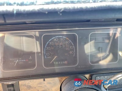 Zdjęcie 9 z 11 samochodu: 1985 CHEVROLET CAPRICE VIN:1G1BN35HX1X113618 - miniatura