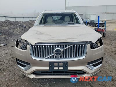 Piąte zdjęcie samochodu w środku: 2024 VOLVO XC90 ULTIMATE VIN:YV4062PF5R1253307 - miniatura