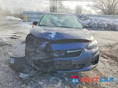 Piąte zdjęcie samochodu w środku: 2017 SUBARU IMPREZA VIN:4S3GTAA60H3750345 - miniatura