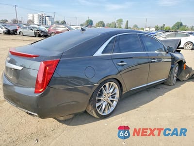 Trzecie zdjęcie samochodu z tyłu: 2013 CADILLAC XTS PLATINUM VIN:2G61U5S33D9100640 - miniatura