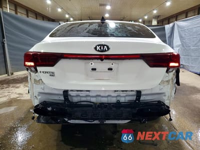 Zdjęcie 6 z 12 samochodu: 2019 KIA FORTE FE VIN:3KPF24AD3KE073113 - miniatura