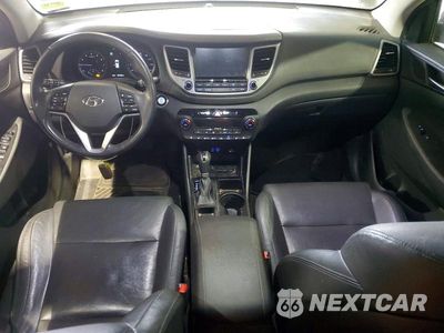 Zdjęcie 8 z 12 samochodu: 2017 HYUNDAI TUCSON LIMITED VIN:KM8J3CA27HU313690 - miniatura