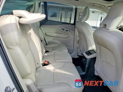 Zdjęcie 11 z 12 samochodu: 2023 VOLVO XC90 ULTIMATE VIN:YV4H60CA3P1910863 - miniatura