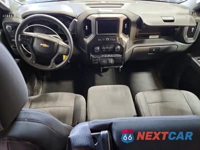 Zdjęcie 8 z 11 samochodu: 2019 CHEVROLET SILVERADO K1500 CUSTOM VIN:3GCUYBEF4KG313246 - miniatura