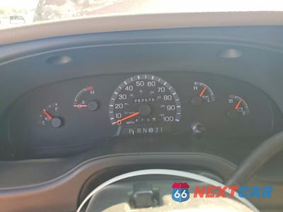 Zdjęcie 9 z 13 samochodu: 2003 FORD ECONOLINE E150 VAN VIN:1FDRE14W23HB84775 - miniatura