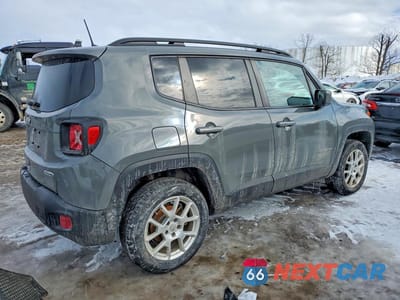 Trzecie zdjęcie samochodu z tyłu: 2020 JEEP RENEGADE LATITUDE VIN:ZACNJBBB7LPL76686 - miniatura