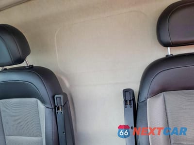 Zdjęcie 10 z 13 samochodu: 2015 RAM PROMASTER 3500 3500 HIGH VIN:3C6URVHGXFE513799 - miniatura