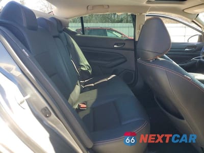 Zdjęcie 10 z 12 samochodu: 2019 NISSAN ALTIMA SR VIN:1N4BL4CV9KC227273 - miniatura