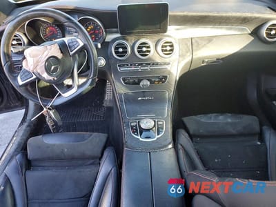 Zdjęcie 8 z 12 samochodu: 2017 MERCEDES-BENZ C 43 4MATIC AMG VIN:55SWF6EB5HU199919 - miniatura