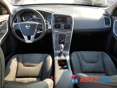 Zdjęcie 8 z 13 samochodu: 2015 VOLVO XC60 3.2 VIN:YV4940RAXF2603264 - miniatura