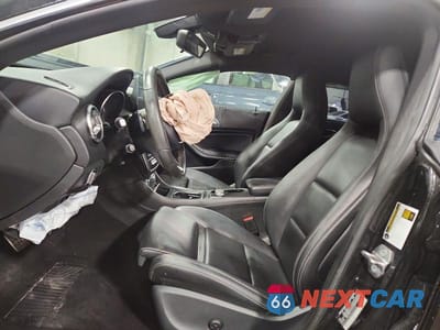 Zdjęcie 7 z 12 samochodu: 2018 MERCEDES-BENZ CLA 250 VIN:WDDSJ4EB6JN656222 - miniatura