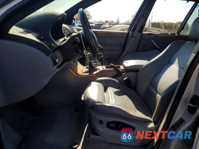 Zdjęcie 7 z 13 samochodu: 2003 BMW X5 4.4I VIN:5UXFB33543LH48090 - miniatura