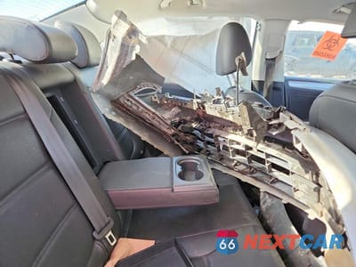 Zdjęcie 10 z 11 samochodu: 2018 VOLKSWAGEN JETTA SE VIN:3VWDB7AJ2JM236074 - miniatura