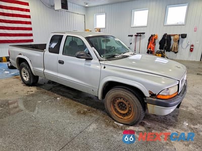Czwarte zdjęcie samochodu z boku: 2003 DODGE DAKOTA SPORT VIN:1D7HL32X23S122203 - miniatura
