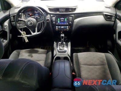 Zdjęcie 8 z 13 samochodu: 2019 NISSAN ROGUE SPORT SV VIN:JN1BJ1CR8KW352655 - miniatura