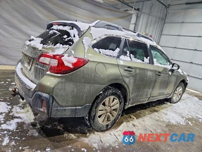 Trzecie zdjęcie samochodu z tyłu: 2018 SUBARU OUTBACK 2.5I PREMIUM VIN:4S4BSACC8J3343522 - miniatura