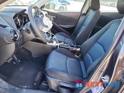 Zdjęcie 7 z 11 samochodu: 2016 SCION IA BASE VIN:3MYDLBZV9GY106774 - miniatura