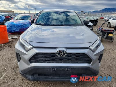 Piąte zdjęcie samochodu w środku: 2023 TOYOTA RAV4 LE VIN:2T3F1RFV2PW372878 - miniatura