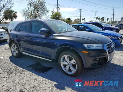 Czwarte zdjęcie samochodu z boku: 2018 AUDI Q5 PREMIUM VIN:WA1ANAFY5J2001458 - miniatura