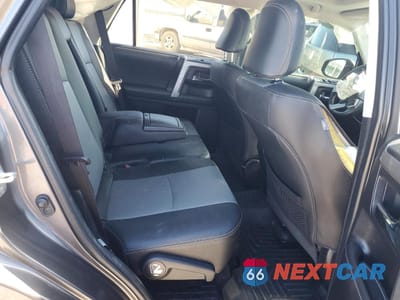 Zdjęcie 11 z 13 samochodu: 2019 TOYOTA 4RUNNER VIN:JTEBU5JR5K5663783 - miniatura