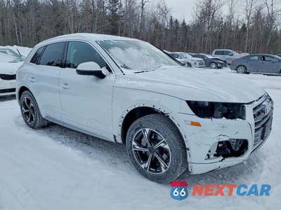 Czwarte zdjęcie samochodu z boku: 2019 AUDI Q5 PRESTIGE VIN:WA1CNAFY3K2140918 - miniatura