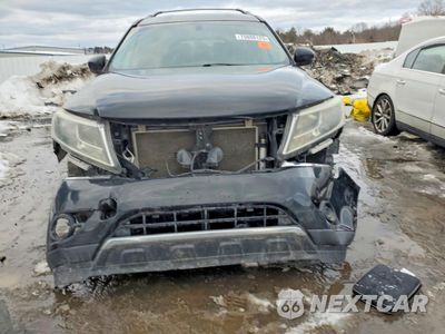 Piąte zdjęcie samochodu w środku: 2015 NISSAN PATHFINDER S VIN:5N1AR2MM6FC674630 - miniatura
