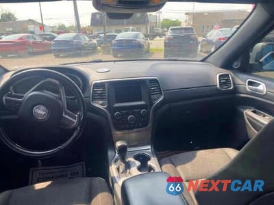 Zdjęcie 9 z 10 samochodu: 2020 JEEP GRAND CHEROKEE LAREDO VIN:1C4RJFAG3LC180905 - miniatura