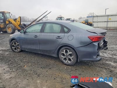 Drugie zdjęcie samochodu z przodu: 2019 KIA FORTE LXS VIN:3KPF24AD1KE117657 - miniatura