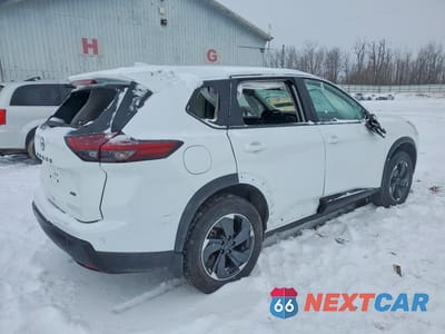 Trzecie zdjęcie samochodu z tyłu: 2025 NISSAN ROGUE SV VIN:JN8BT3BBXSW157054 - miniatura