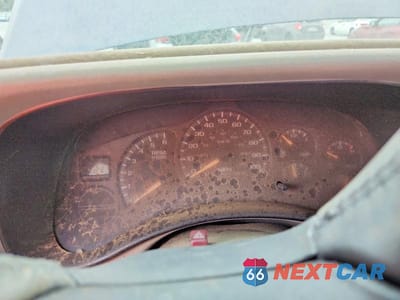 Zdjęcie 9 z 12 samochodu: 2002 GMC YUKON XL VIN:1GKFK16Z72J151502 - miniatura