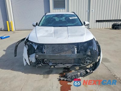Piąte zdjęcie samochodu w środku: 2023 HYUNDAI TUCSON SEL VIN:5NMJBCAE0PH265683 - miniatura