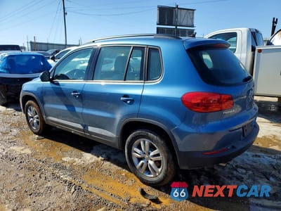 Drugie zdjęcie samochodu z przodu: 2017 VOLKSWAGEN TIGUAN S VIN:WVGAV7AX6HK018301 - miniatura