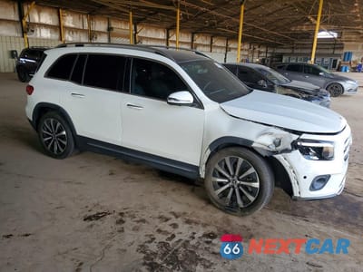 Czwarte zdjęcie samochodu z boku: 2021 MERCEDES-BENZ GLB 250 VIN:W1N4M4GB7MW146914 - miniatura