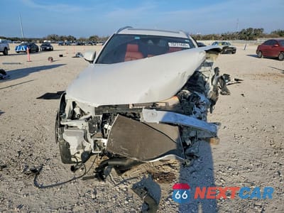 Piąte zdjęcie samochodu w środku: 2021 VOLVO XC40 T5 INSCRIPTION VIN:YV4162UL3M2549038 - miniatura