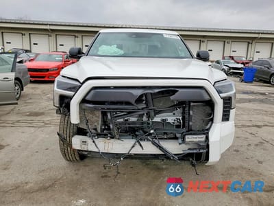 Piąte zdjęcie samochodu w środku: 2026 TOYOTA TUNDRA VIN:5TFLA5DBXTX345891 - miniatura