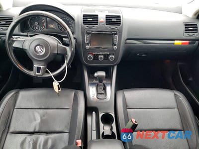 Zdjęcie 8 z 11 samochodu: 2010 VOLKSWAGEN JETTA WOLFSBURG VIN:3VWRA7AJ1AM100057 - miniatura