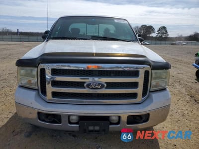 Piąte zdjęcie samochodu w środku: 2006 FORD F250 SUPER DUTY VIN:1FTSX20PX6EB10188 - miniatura