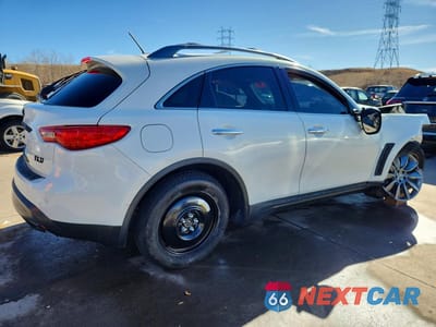 Trzecie zdjęcie samochodu z tyłu: 2013 INFINITI FX37 VIN:JN8CS1MW8DM172615 - miniatura