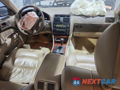 Zdjęcie 8 z 12 samochodu: 1995 LEXUS LS 400 VIN:JT8UF22E1S0002569 - miniatura
