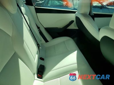 Zdjęcie 10 z 12 samochodu: 2024 TESLA MODEL 3 VIN:5YJ3E1EA2RF828801 - miniatura