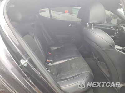 Zdjęcie 10 z 13 samochodu: 2020 KIA STINGER VIN:KNAE15LA3L6083720 - miniatura