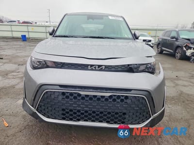 Piąte zdjęcie samochodu w środku: 2025 KIA SOUL LX VIN:KNDJ23AU7S7952201 - miniatura