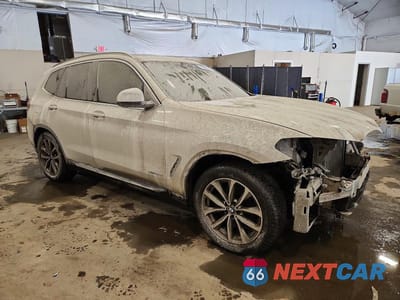 Czwarte zdjęcie samochodu z boku: 2018 BMW X3 XDRIVE30I VIN:5UXTR9C52JLD61214 - miniatura