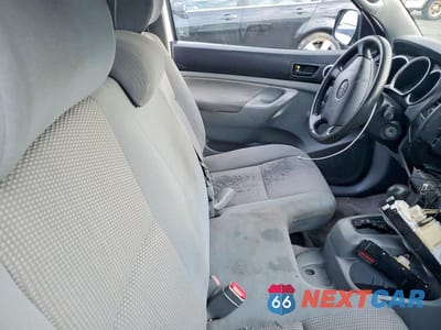 Zdjęcie 10 z 11 samochodu: 2008 TOYOTA TACOMA BASE VIN:5TENX22N68Z567458 - miniatura