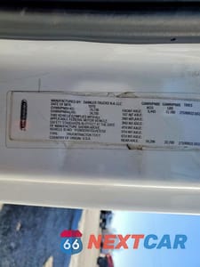 Zdjęcie 10 z 10 samochodu: 2016 FREIGHTLINER CASCADIA 125 SEMI TRUCK VIN:1FUBGEDV7GLHC5750 - miniatura