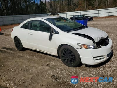 Czwarte zdjęcie samochodu z boku: 2010 HONDA CIVIC LX VIN:2HGFG1B62AH523824 - miniatura